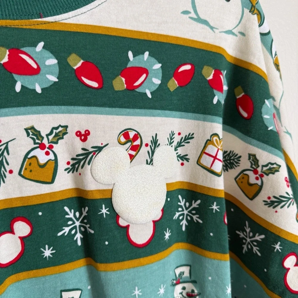 NWOT Disney Spirit Jersey Happy Holidays Long Sleeve Festive Shirt Medium - Picture 5 of 10